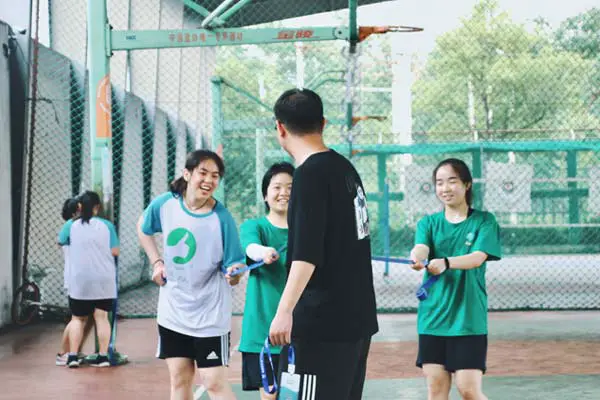 为什么篮球教练的经验对球员发展至关重要_2